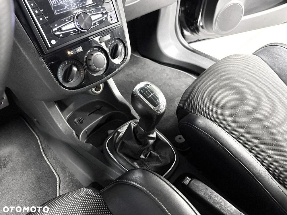 Opel Corsa 1.6 Turbo OPC - 29