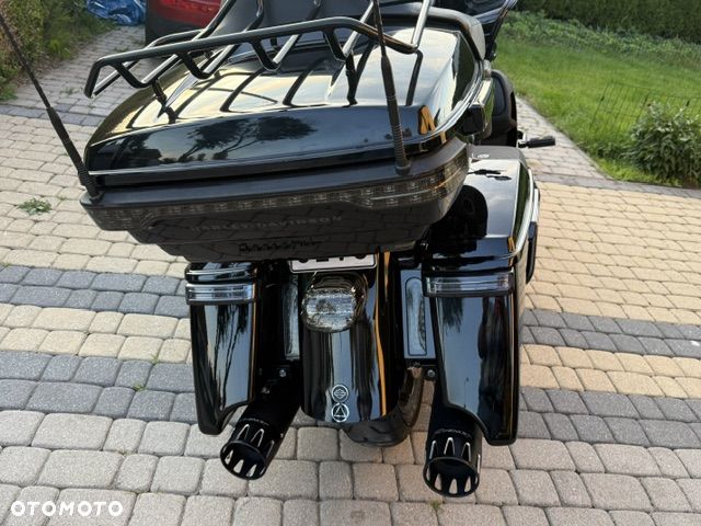 Harley-Davidson Touring Road Glide - 21