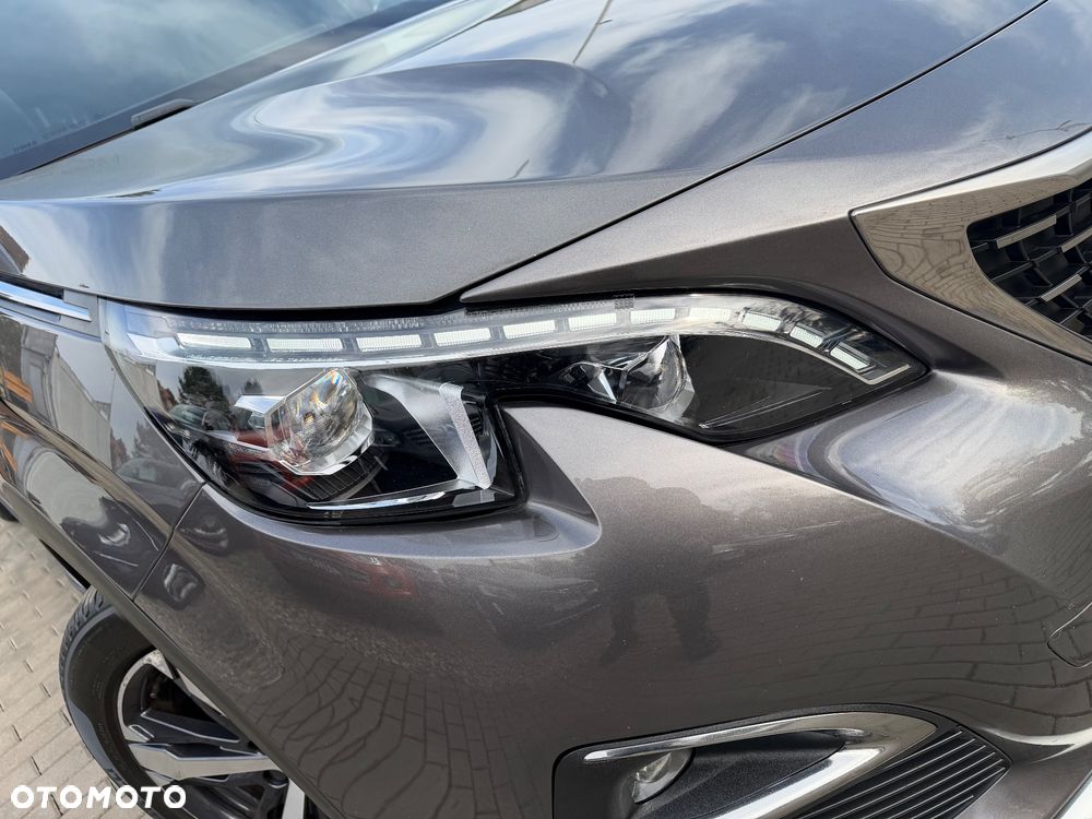 Peugeot 5008 1.5 BlueHDi GT S&S - 14