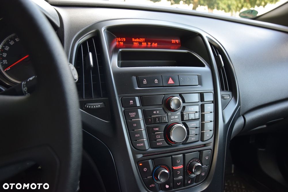 Opel Astra 1.4 ecoFLEX - 18