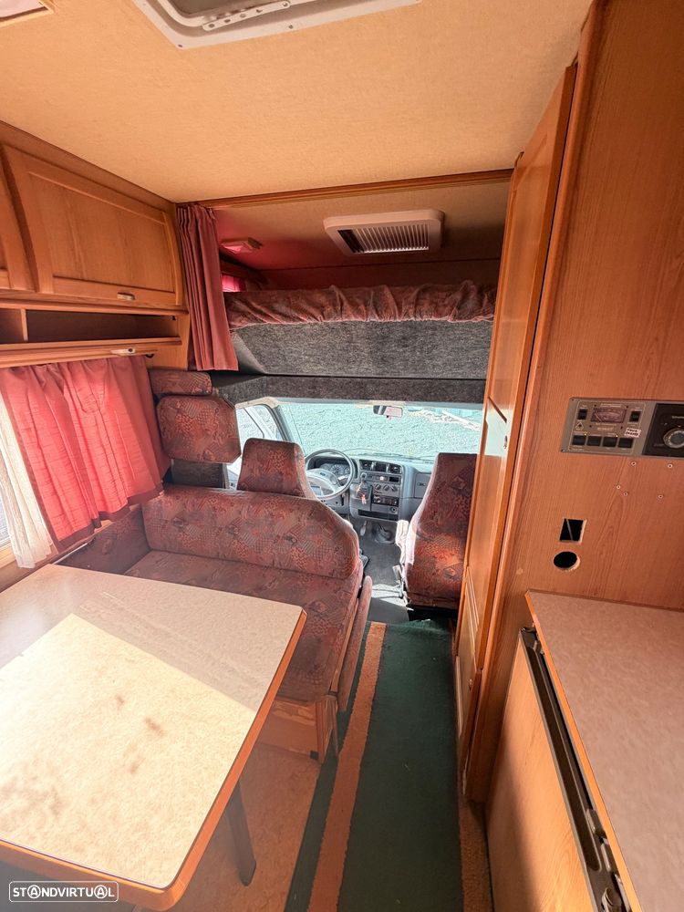 Euramobil Euramobil Fiat Ducato 2.5D motor iveco - 6 lugares livrete - 14