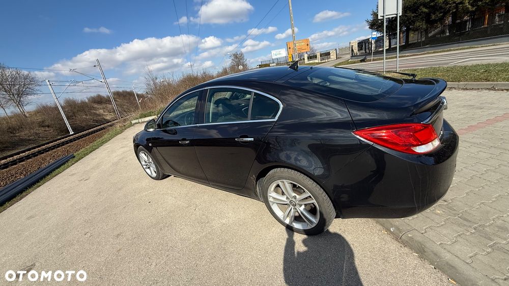 Opel Insignia 2.0 CDTI Cosmo - 3