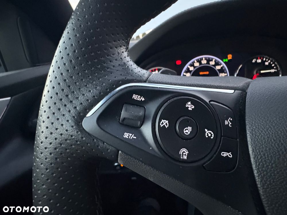 Opel Insignia 2.0 Direct InjectionTurbo GSI - 29