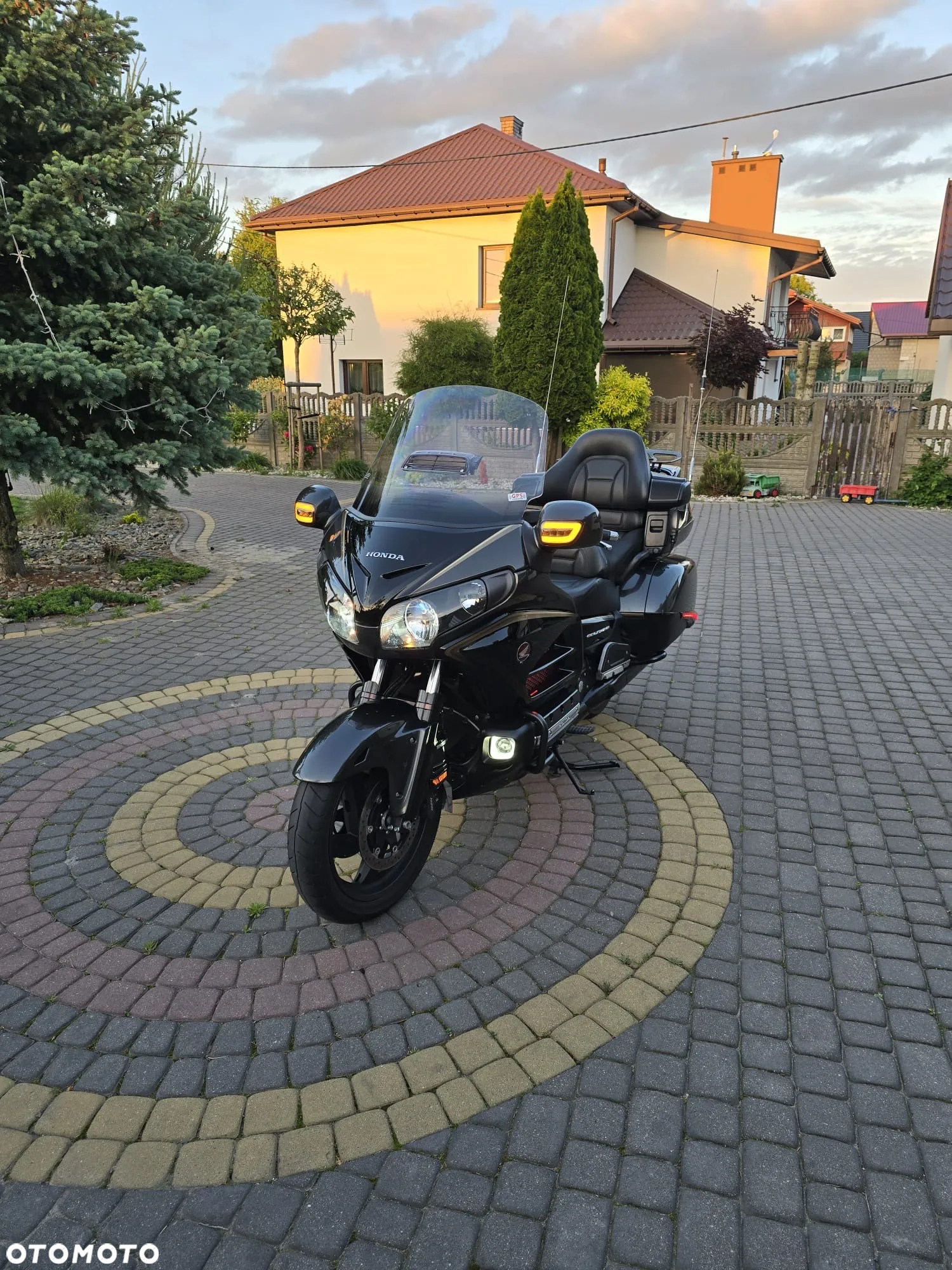Honda GL - 7