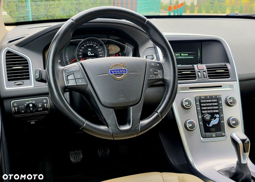 Volvo XC 60 - 16
