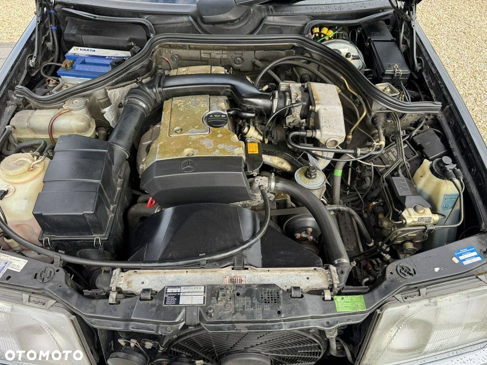 Mercedes-Benz Klasa E - 23