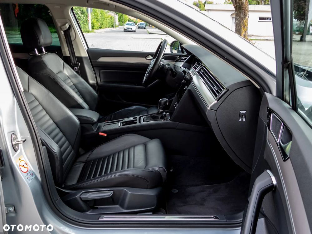 Volkswagen Passat 2.0 TDI BMT SCR 4Mot Highline DSG7 - 24