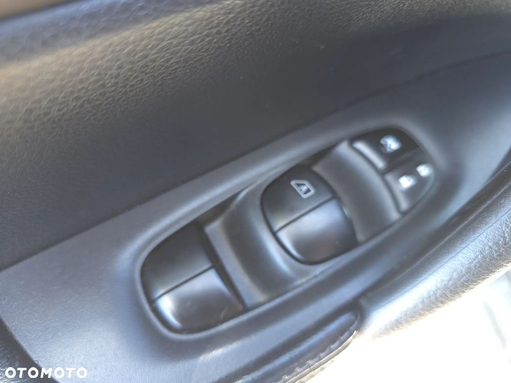 Nissan X-Trail - 19