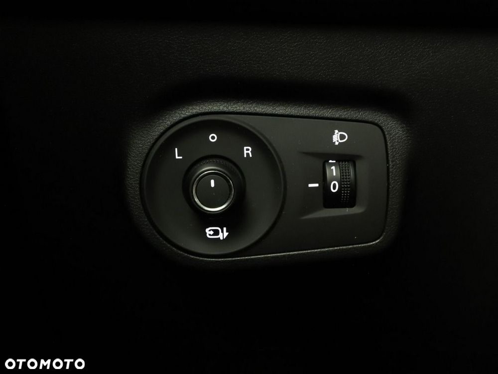 MG ZS 1.5 HEV+ Exclusive - 37