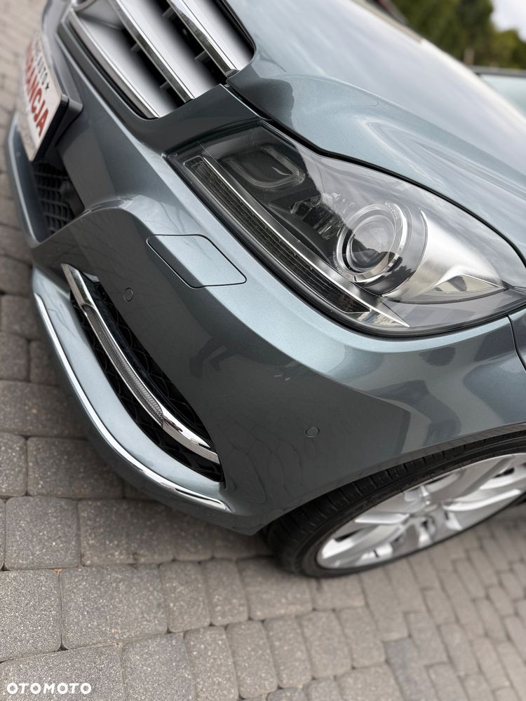 Mercedes-Benz Klasa C 180 CGI BlueEff Avantgarde - 26