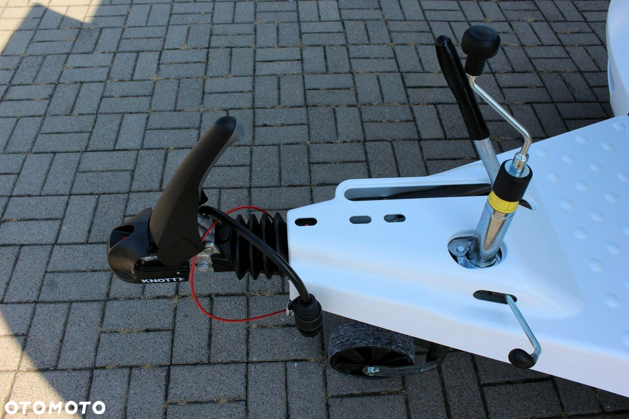 Hobby DE LUXE 495 WFB - 10