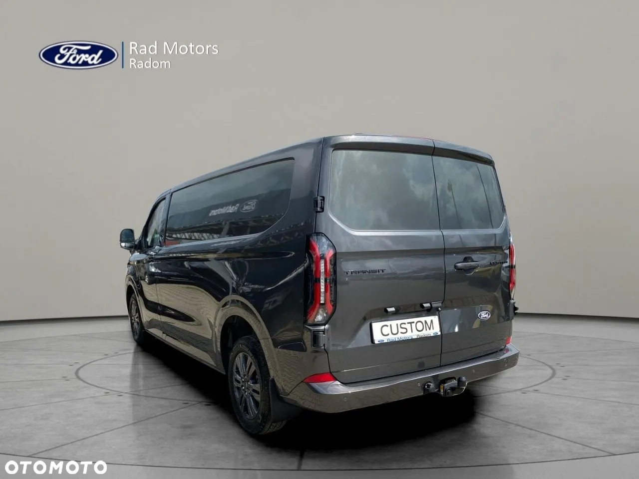 Ford Custom - 3