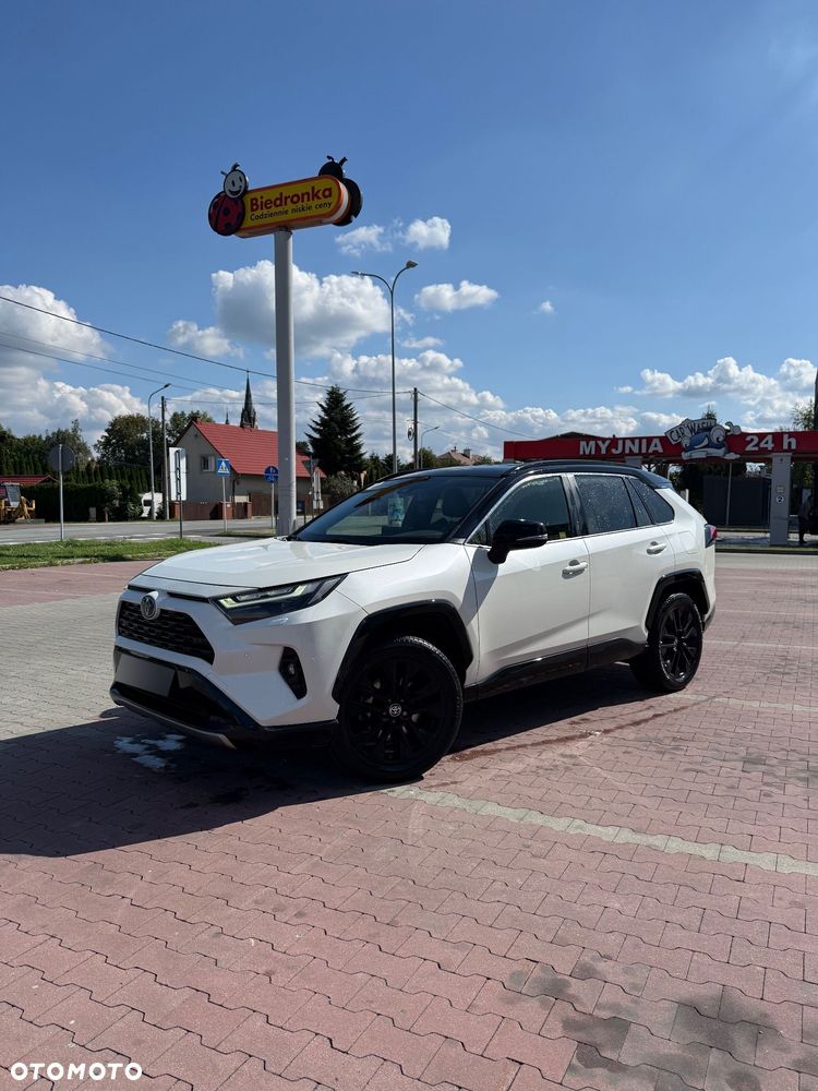 Toyota RAV4 - 1