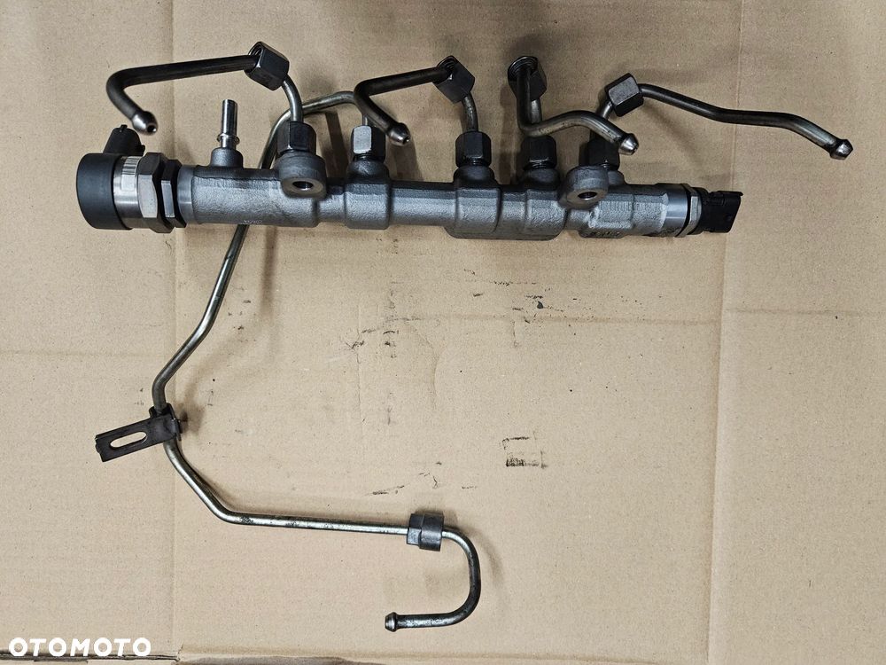 Land Rover Discovery Sport L550 2.0 D  listwa wtryskowa czujnik 0445214332 - 1