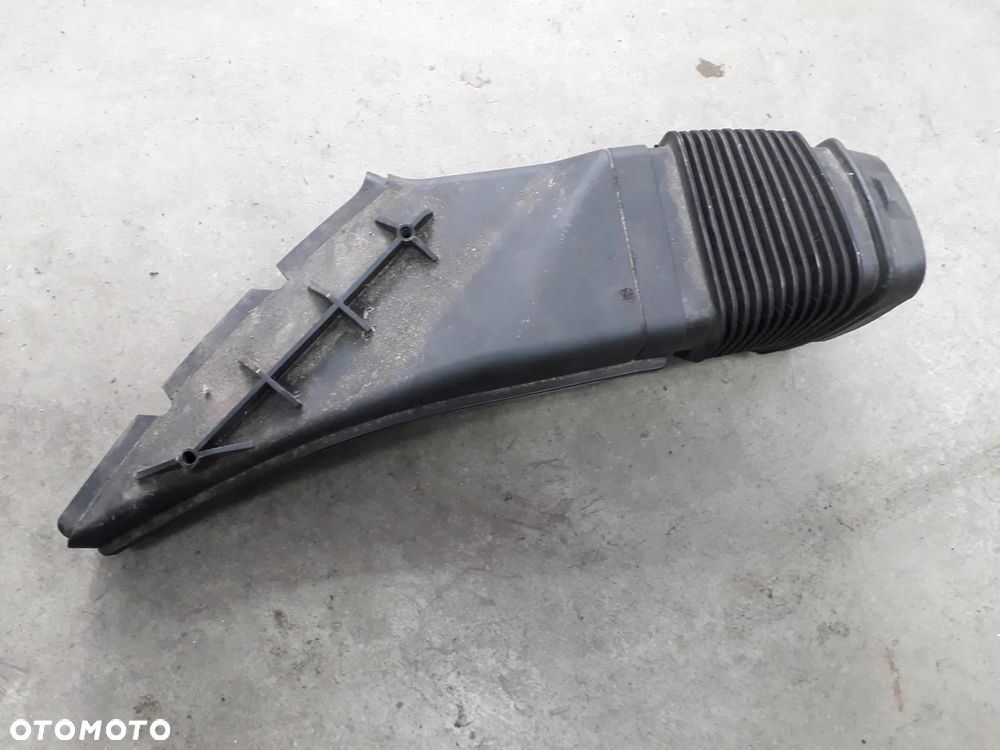 rura dolot wlot powietrza 4F0129521B A6 C6 2.0 FSI TFSI BPJ - 2