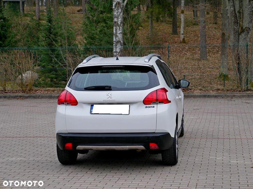 Peugeot 2008 120 VTI Allure - 4