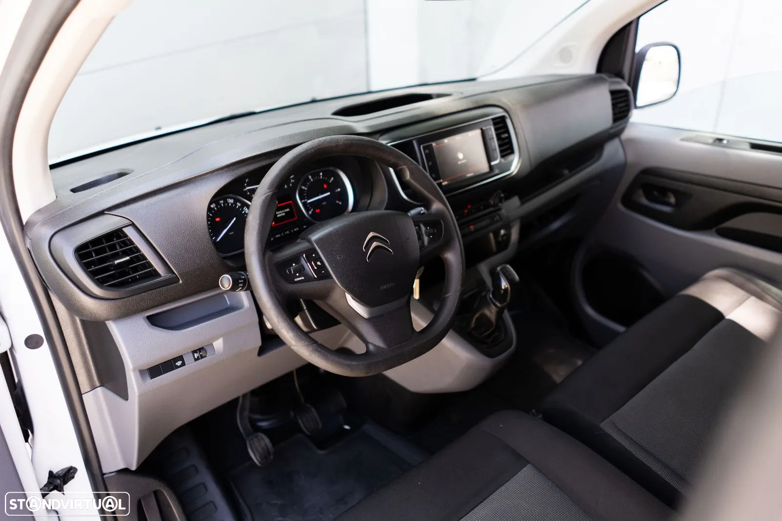 Citroën Jumpy L1H1 1.6 BlueHDi 3Lugares C/IVA - 11