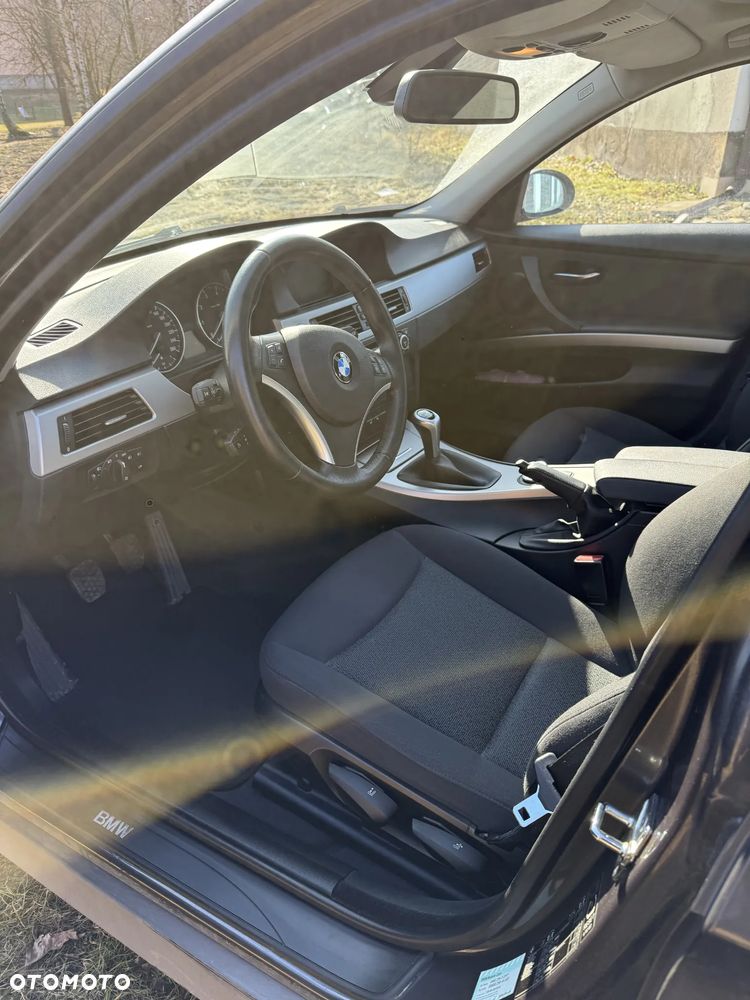 BMW Seria 3 - 15