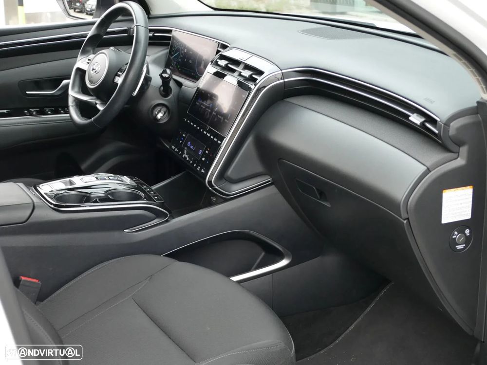 Hyundai Tucson 1.6 T-GDI PHEV Premium - 23