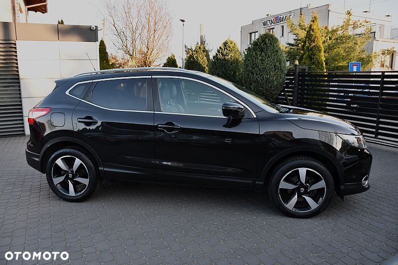 Nissan Qashqai 1.6 dCi Xtronic TEKNA+ - 30