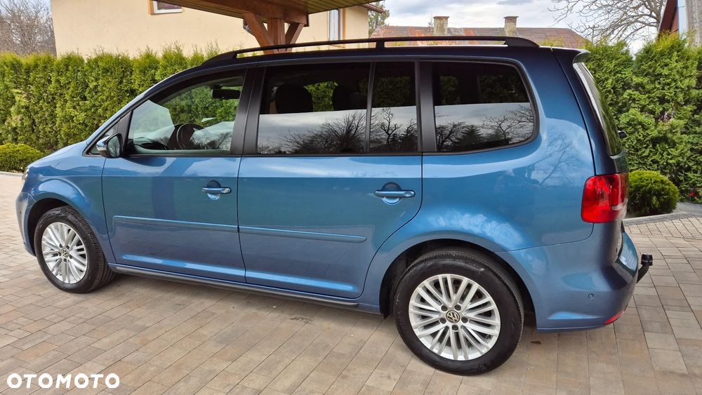 Volkswagen Touran 1.6 TDI DPF Highline - 6
