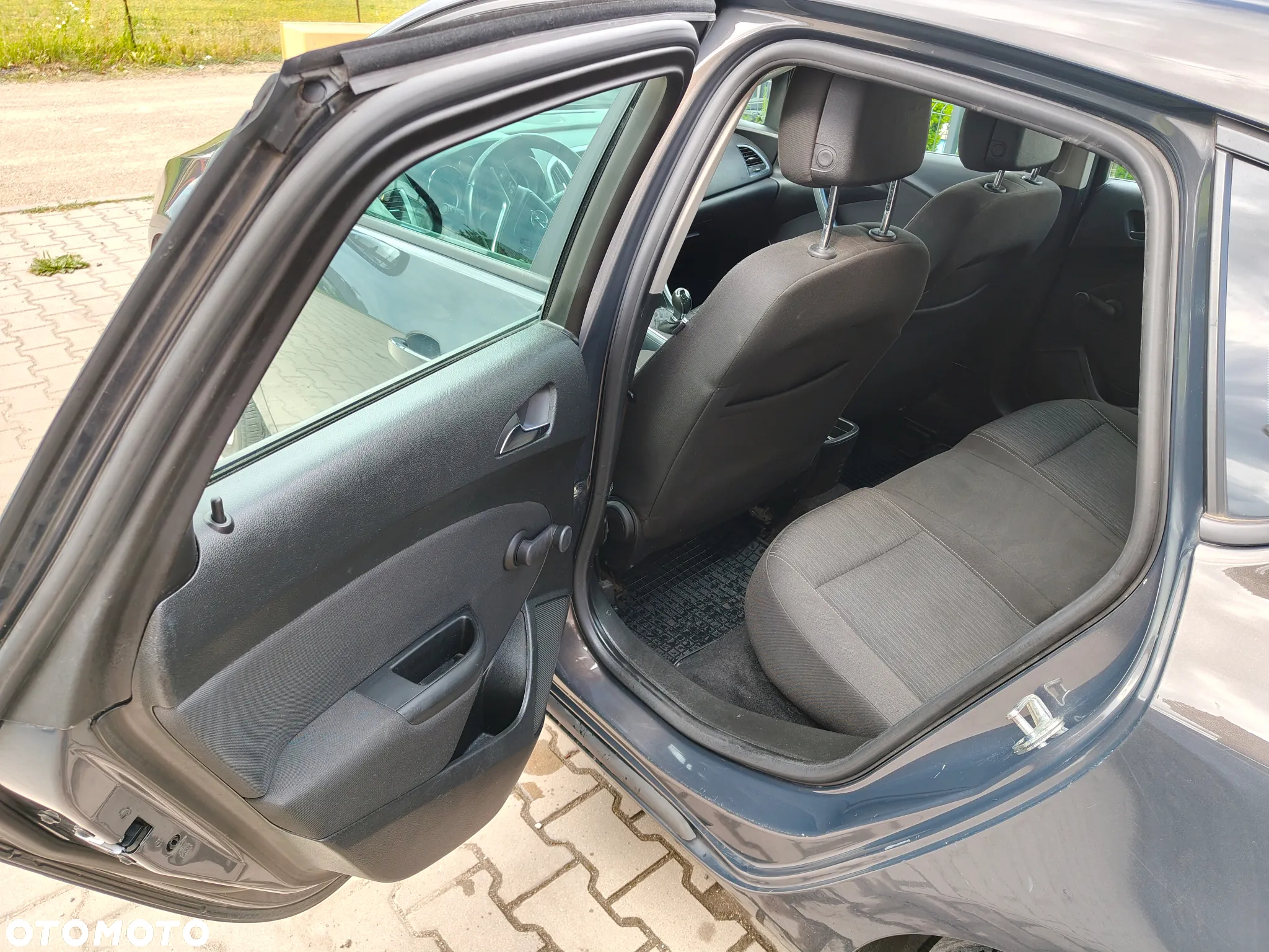 Opel Astra 1.3 CDTI DPF EcoFLEX Edition - 8