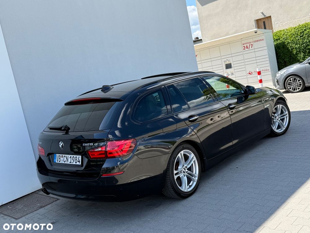BMW Seria 5 525d Sport-Aut - 2