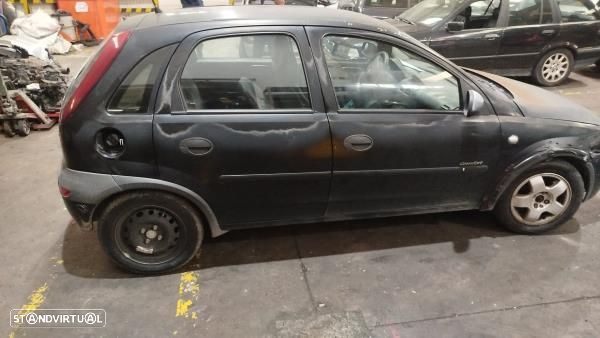Para Peças Opel Corsa C (X01) - 4