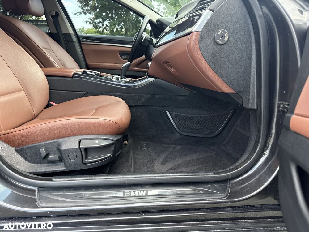 BMW Seria 5 525d xDrive Aut. - 12