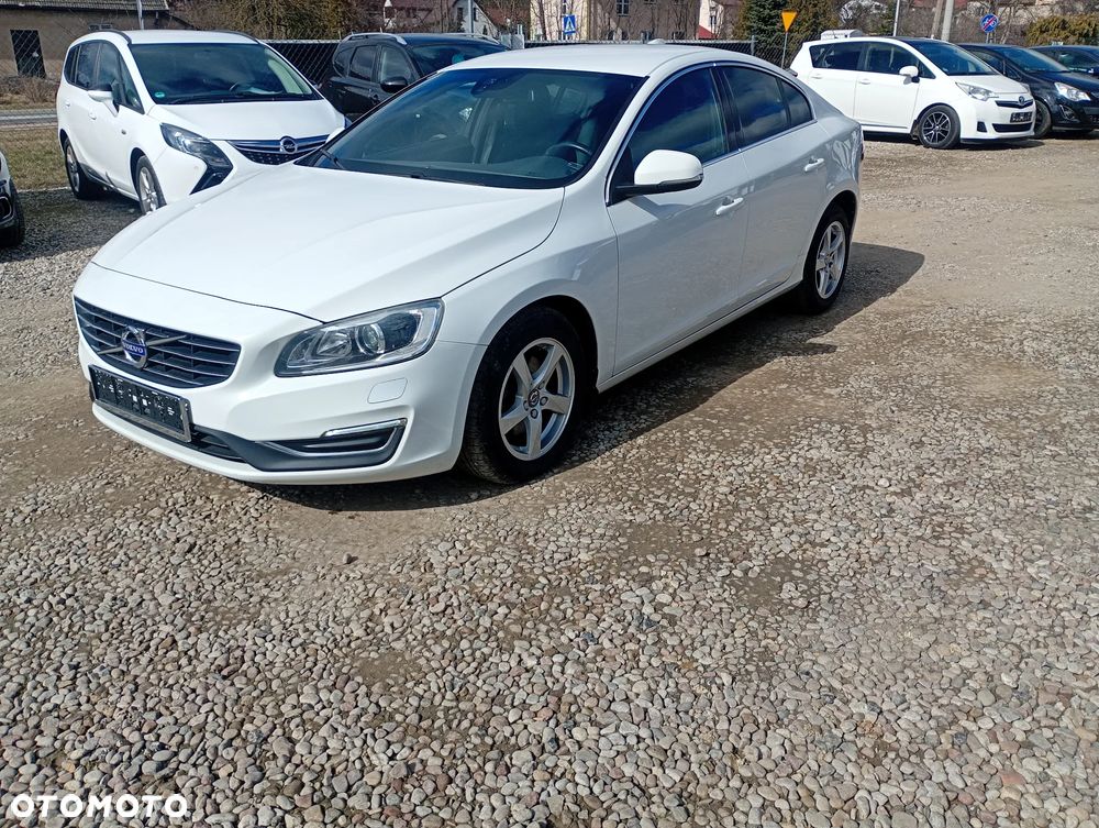Volvo S60 D3 Geartronic Momentum - 11