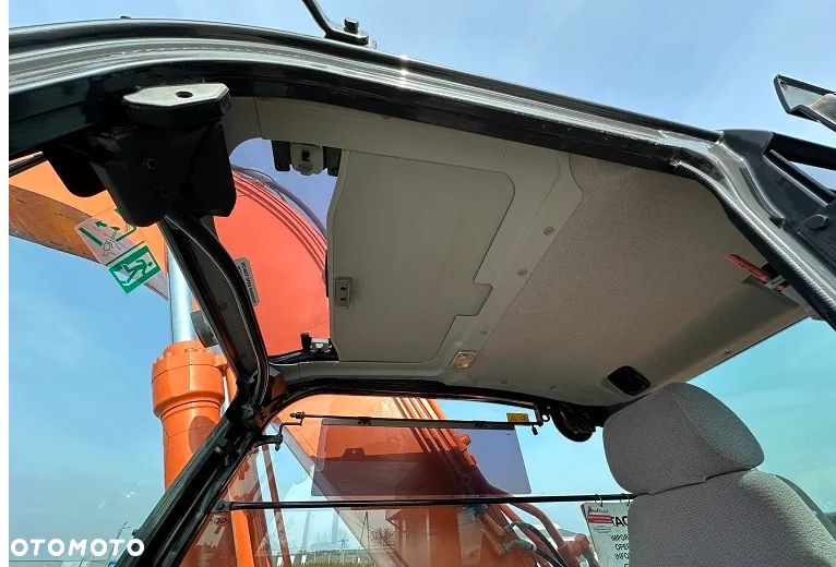 Hitachi ZX350LC-5B - 34