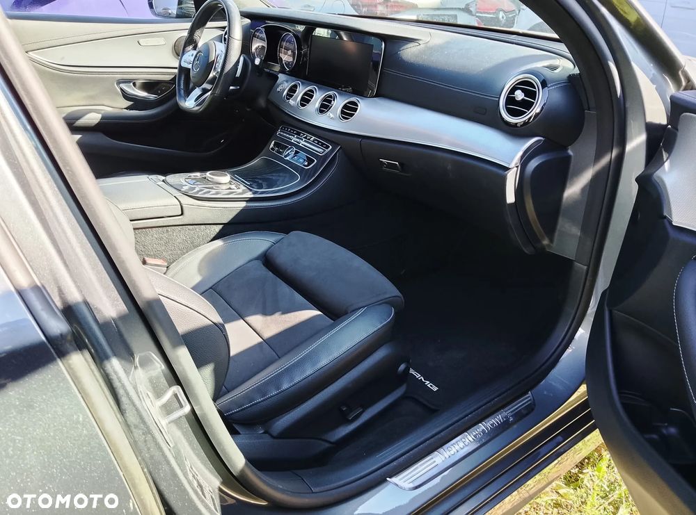 Mercedes-Benz Klasa E - 20
