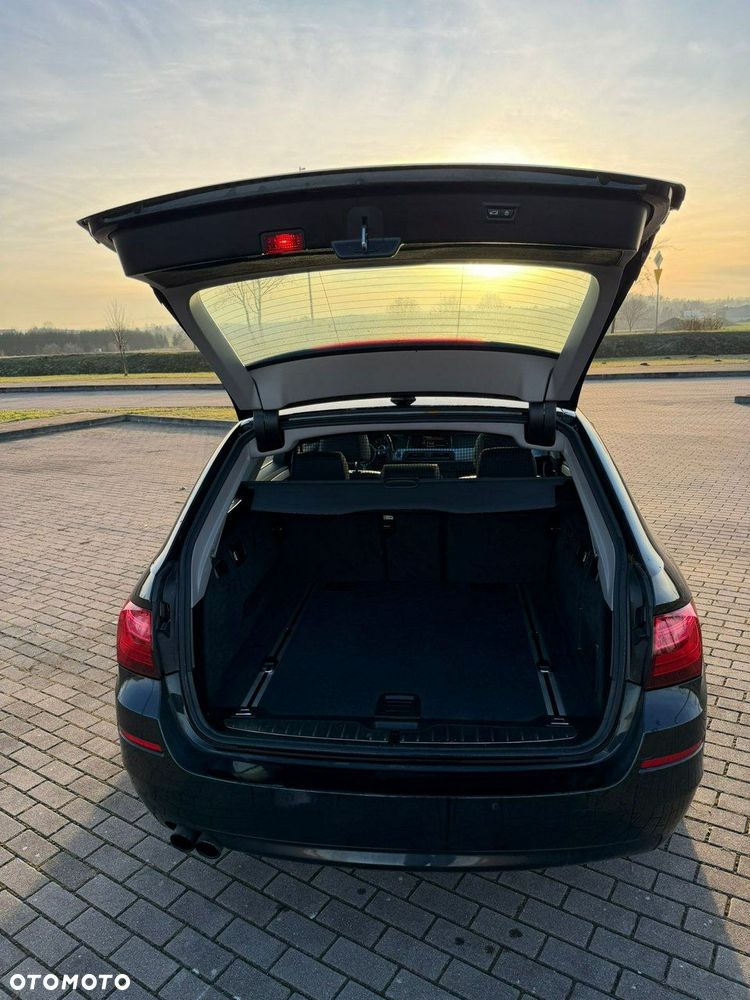 BMW Seria 5 520d - 18