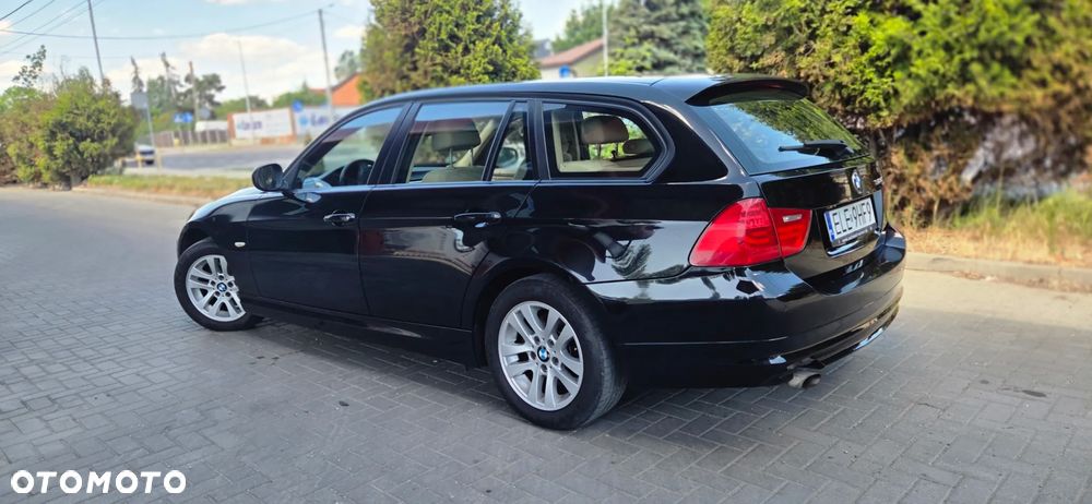 BMW Seria 3 318d DPF Edition Exclusive - 8