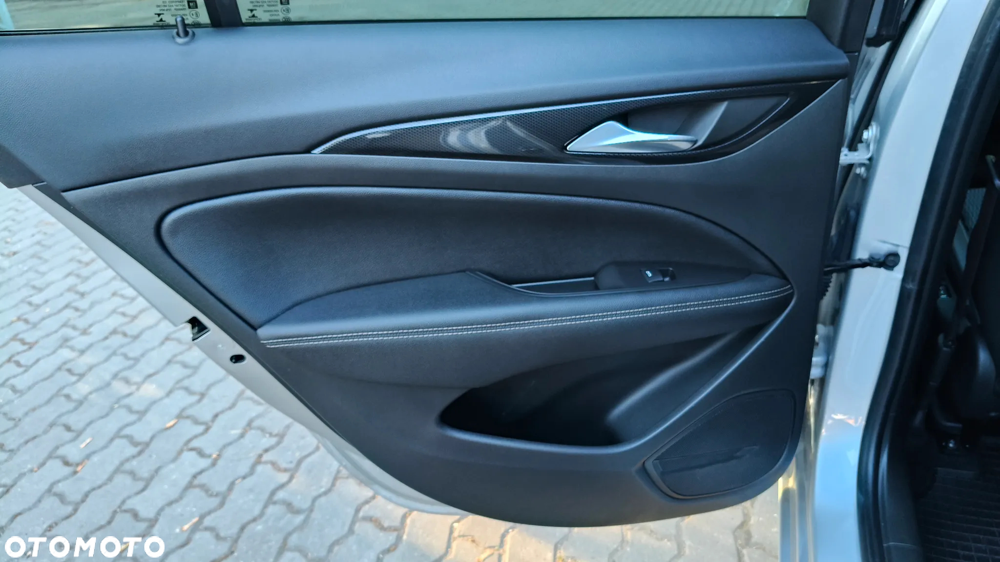 Opel Insignia 2.0 CDTI Elegance S&S - 31
