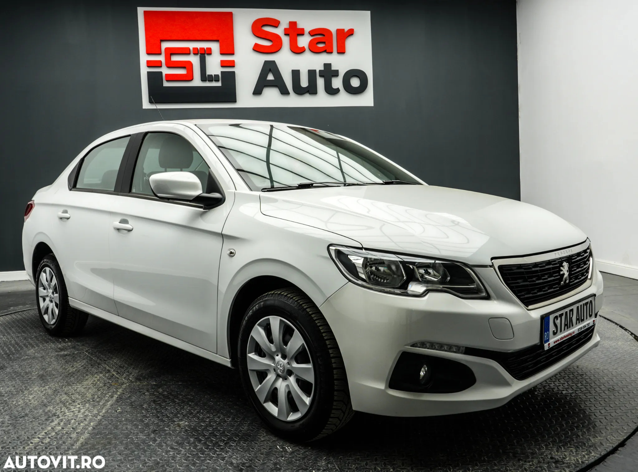 Peugeot 301 1.5 BlueHDI FAP Allure - 4