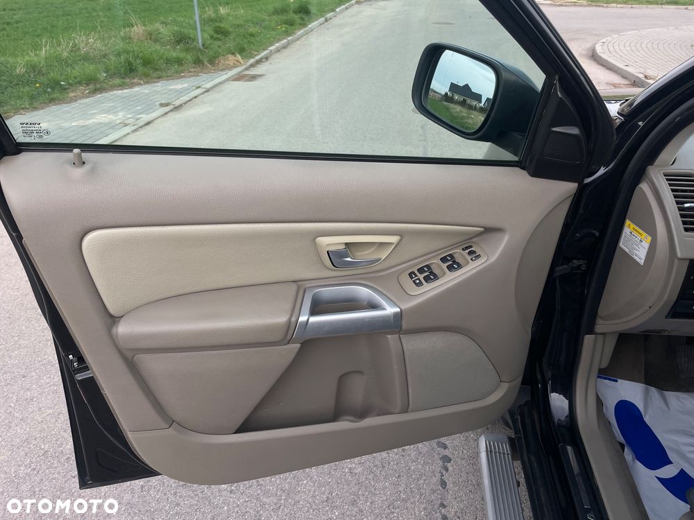 Volvo XC 90 2.4 D5 Kinetic - 8