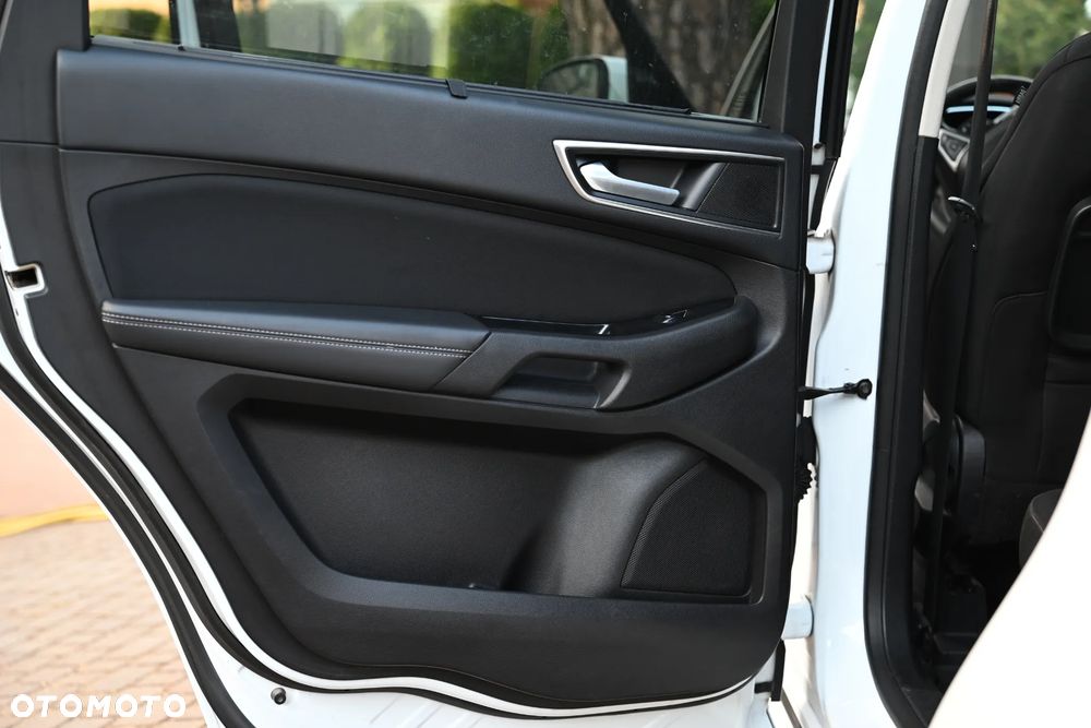 Ford S-Max 2.0 TDCi 4WD Titanium PowerShift - 19