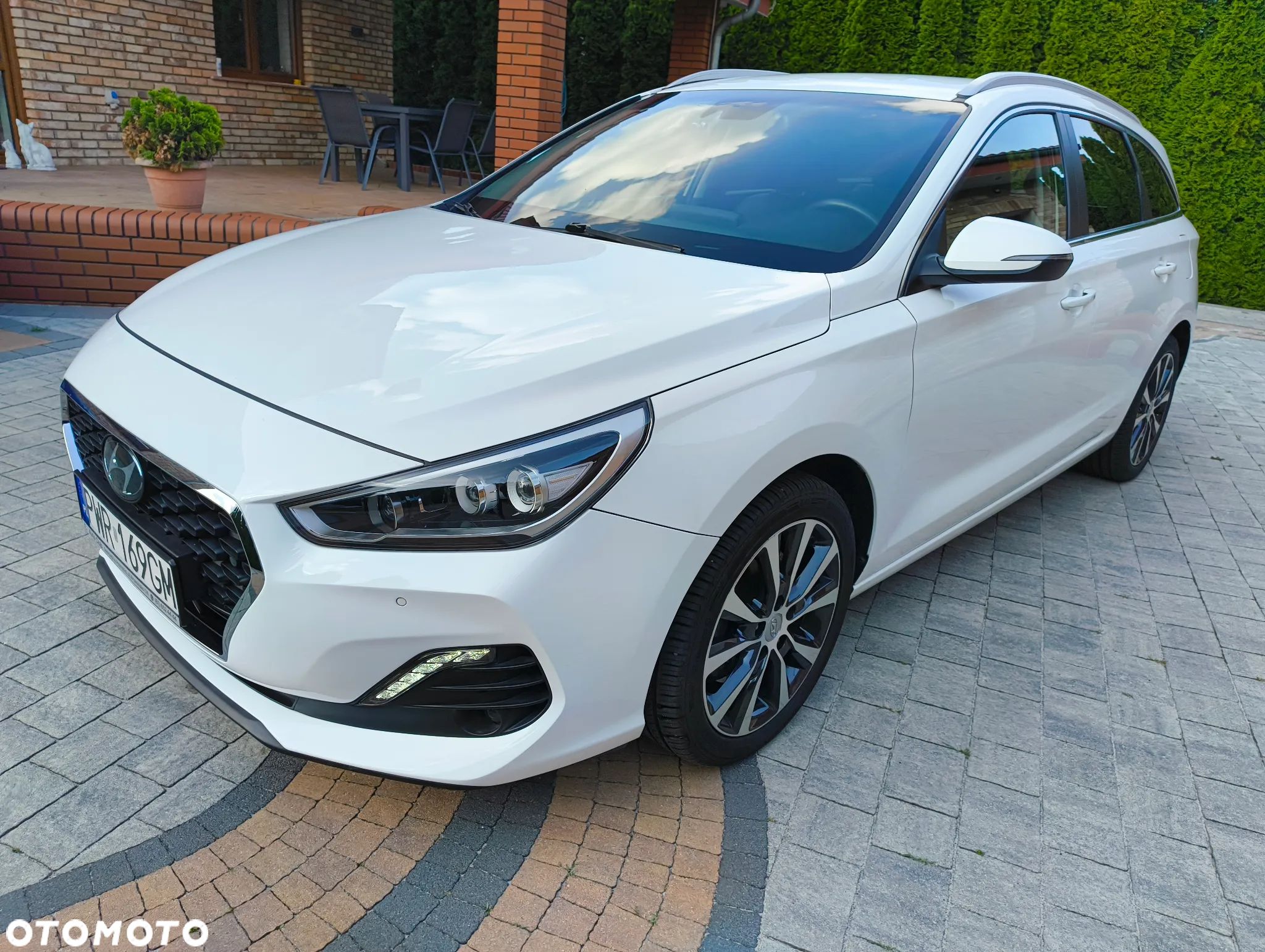 Hyundai i30 Kombi 1.4 T-GDI DCT Premium - 1