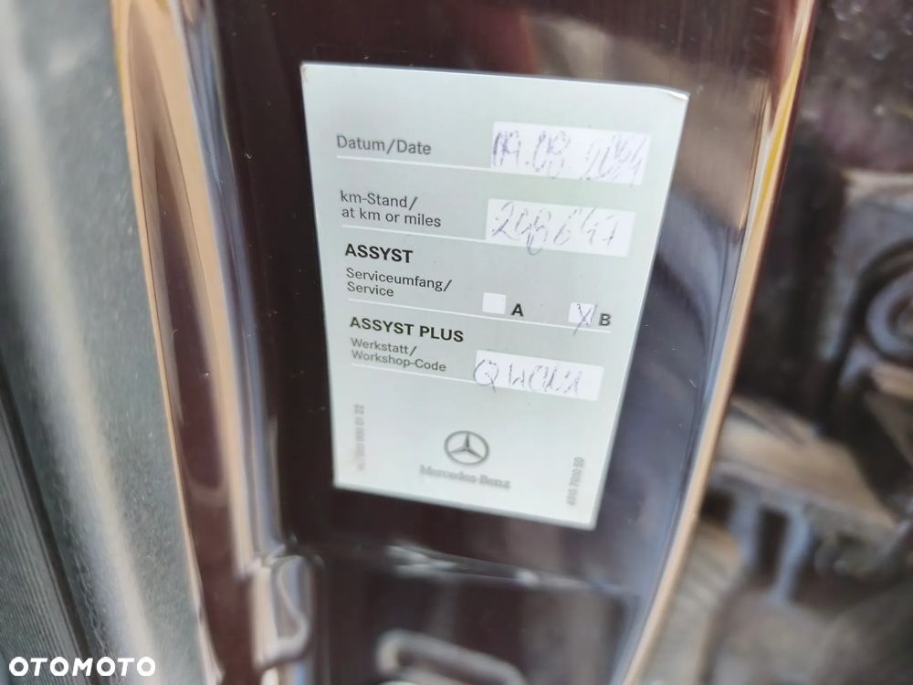 Mercedes-Benz GLK 220 CDI DPF 4Matic BlueEFFICIENCY 7G-TRONIC - 18