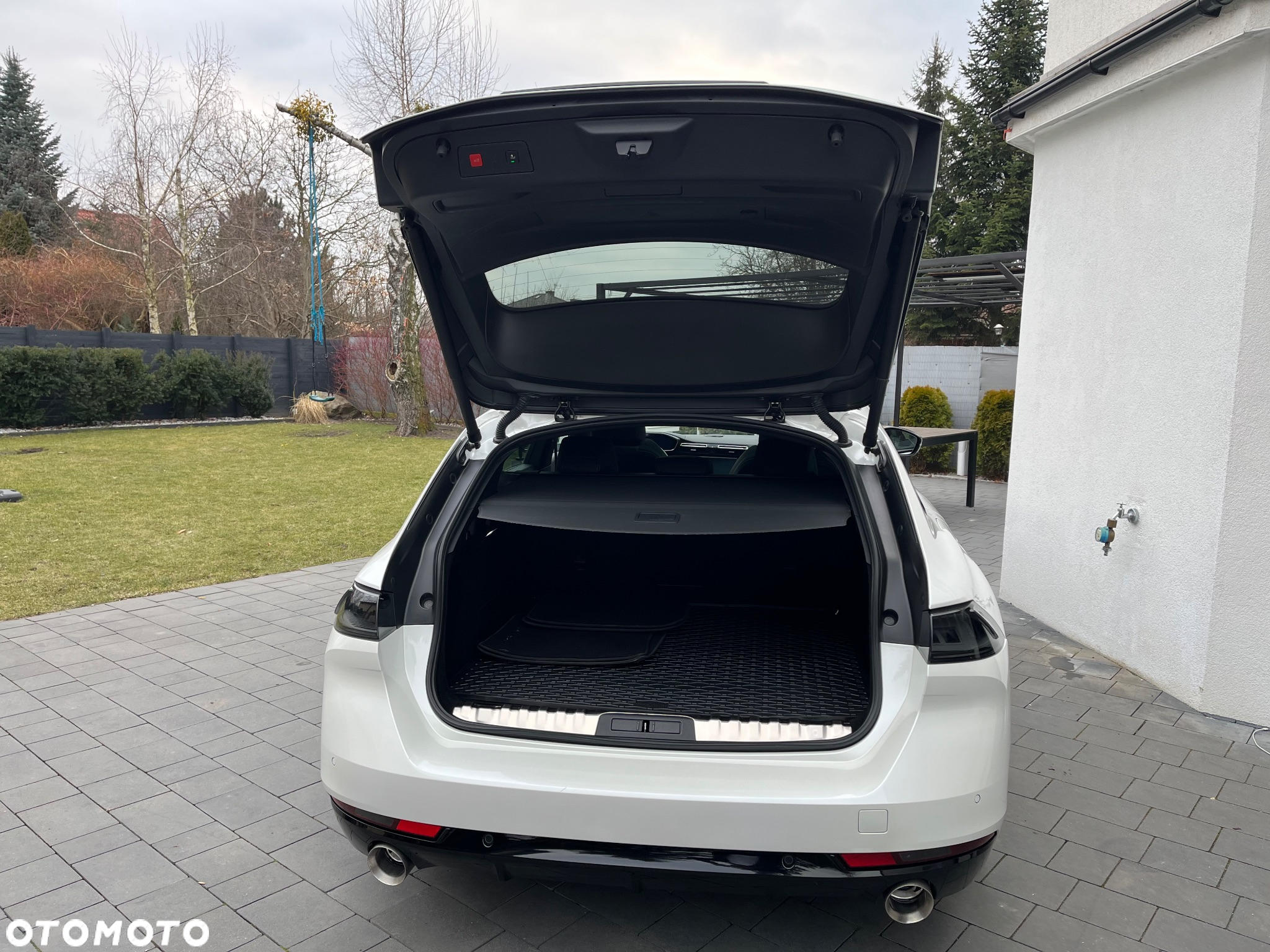 Peugeot 508 SW Plug-In Hybrid 225 e-EAT8 GT - 40
