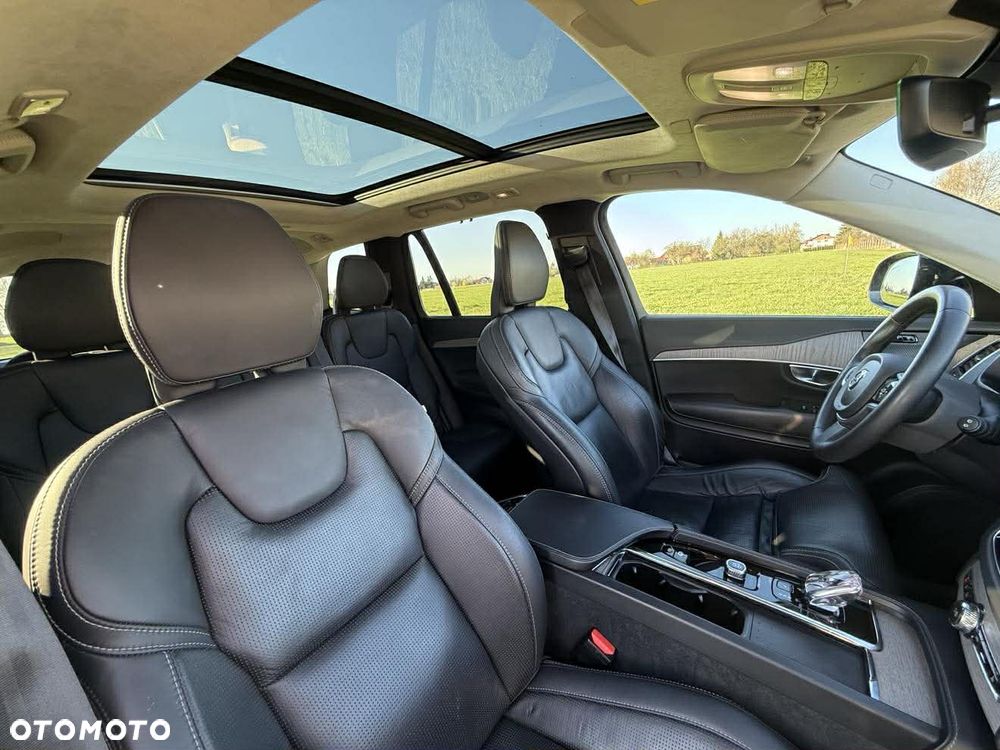 Volvo XC 90 B5 D AWD R-Design 7os - 12