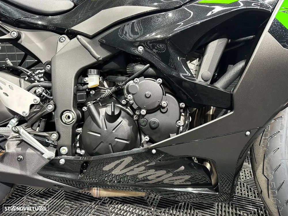 Kawasaki ZX 6R 2026 - 11