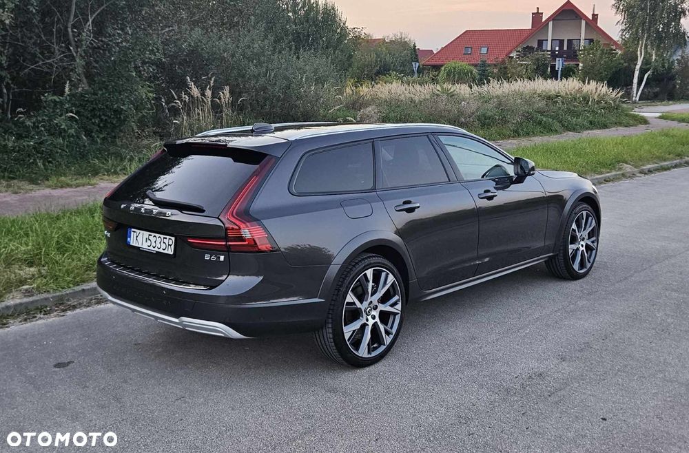 Volvo V90 Cross Country 2022 photo 3