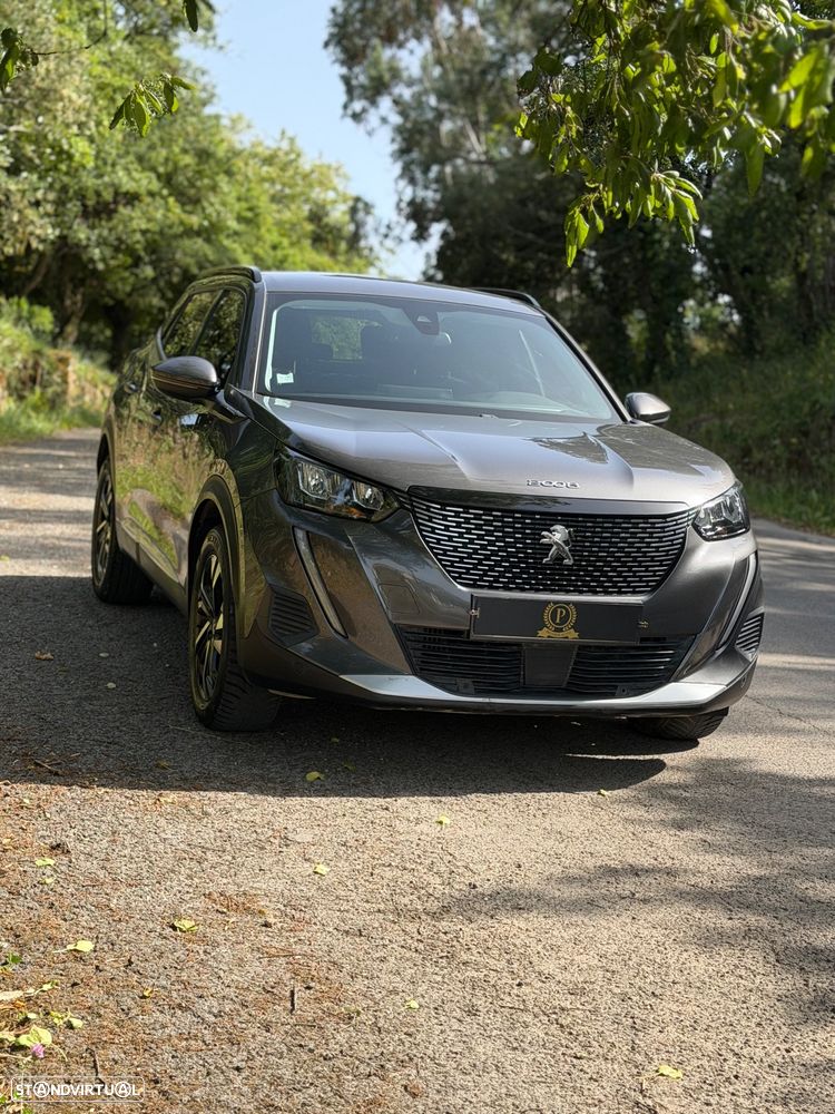 Peugeot 2008 1.2 PureTech Allure - 4