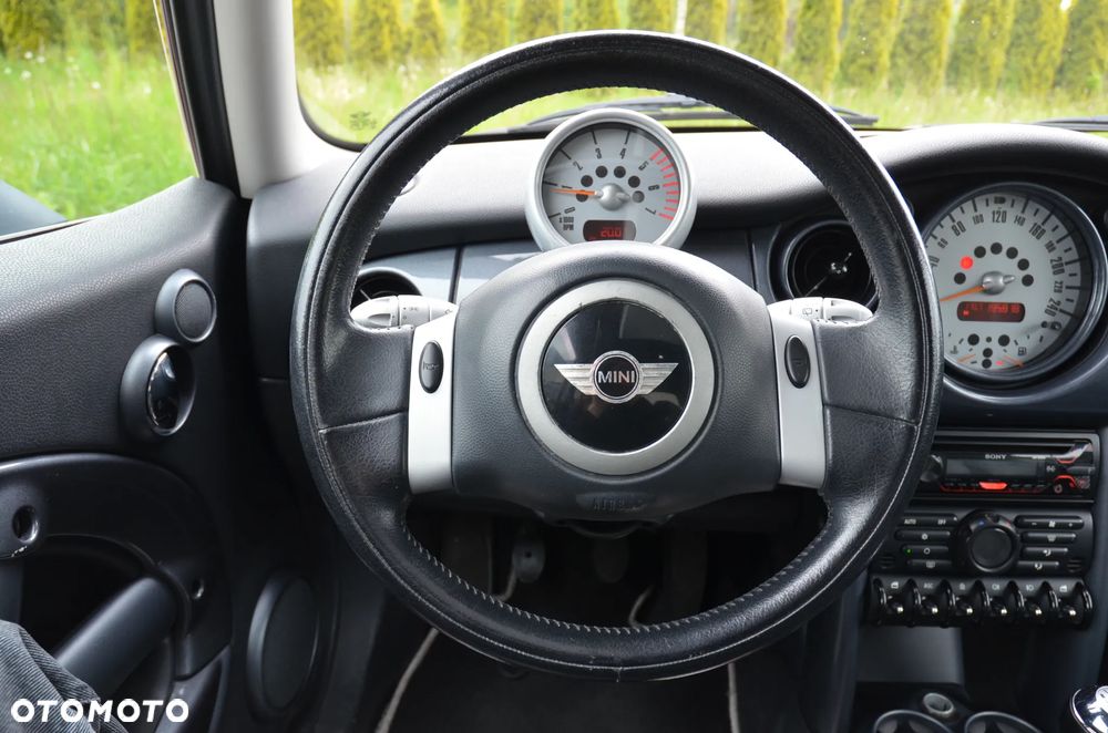 MINI ONE - 9