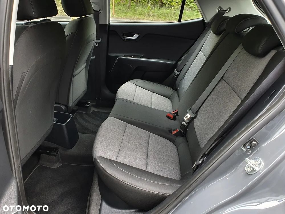 Kia Stonic 1.2 M - 13