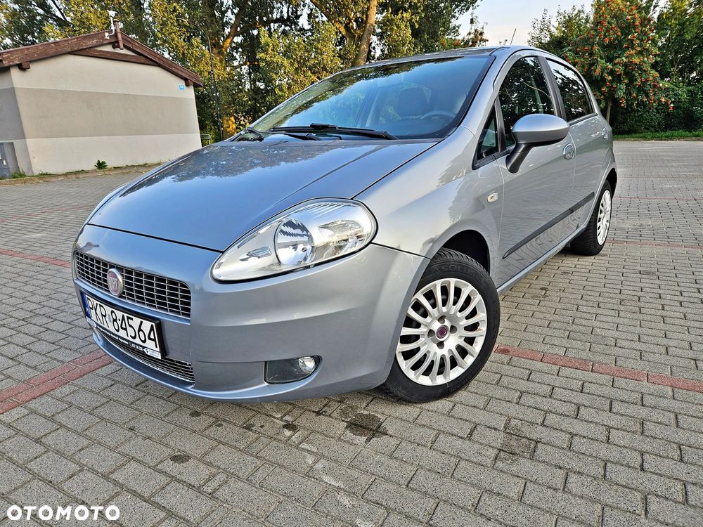 Fiat Grande Punto 1.4 8V - 25