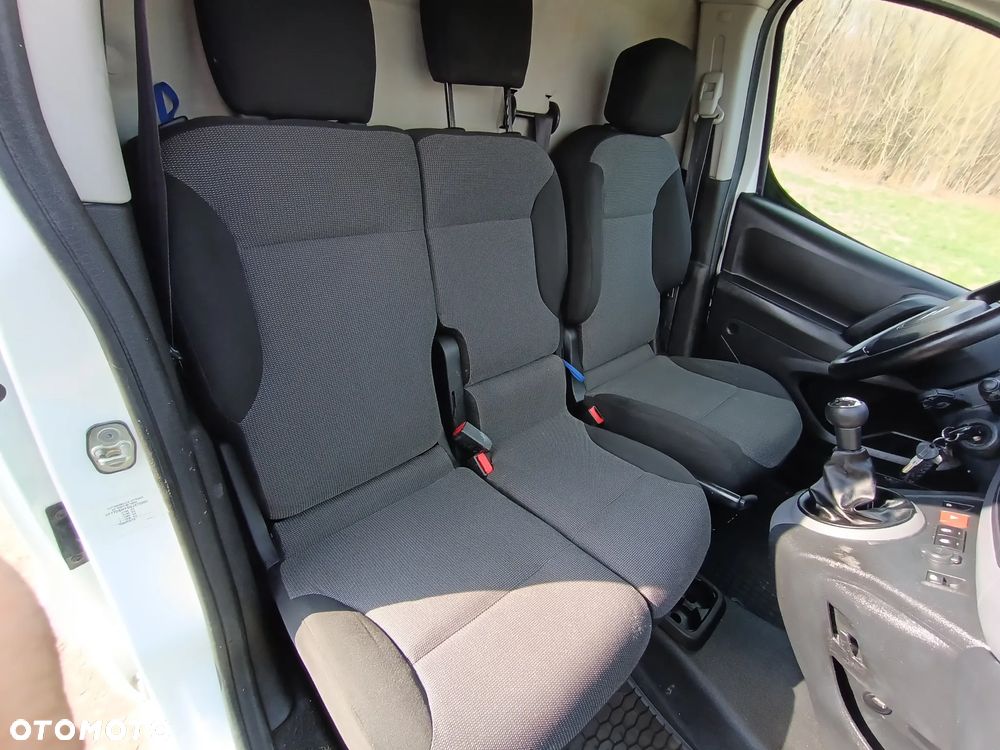 Citroën Berlingo 1.6 diesel Blue HDI 99kM, manual, 2016 rok EURO 6! STAN BARDZO DOBRY, PRZEBIEG GWARANTOWANY! - 32