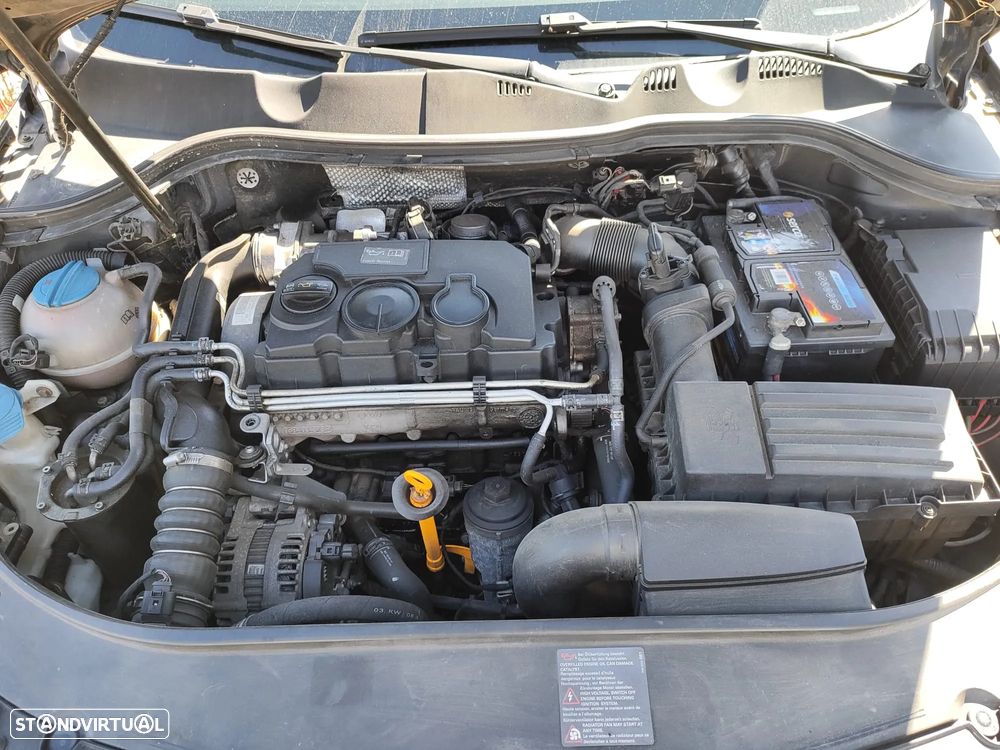 VW Passat 1.9 TDi Confortline - 2